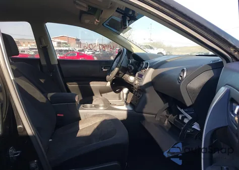 2010 Nissan Rogue S z USA, uszkodzony, nr VIN JN8AS5MT6AW021924